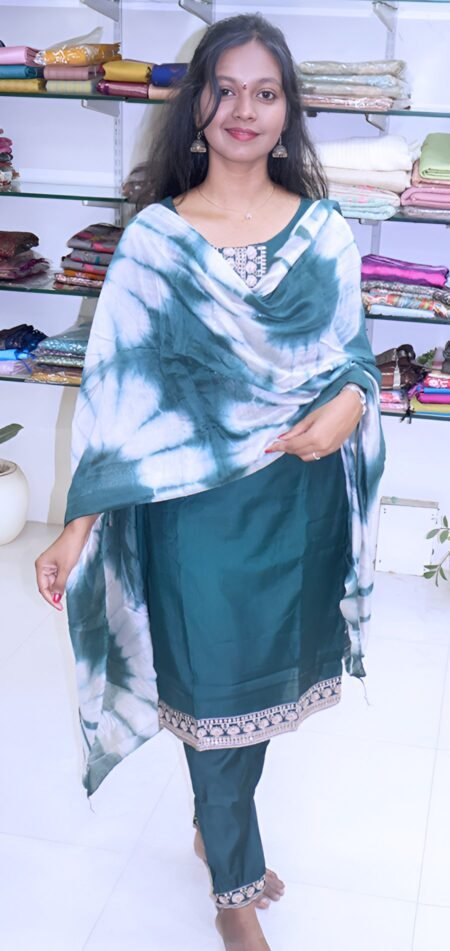 Elegant Dark Green Chudithar Set